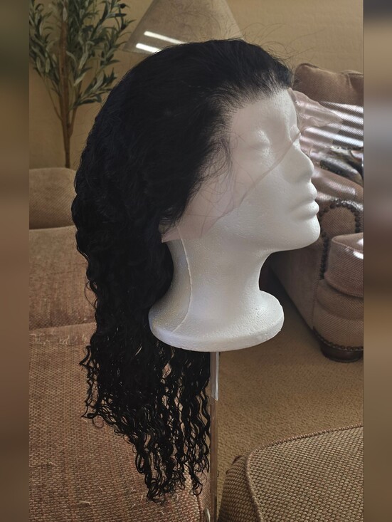 Other - Lace Front Curly Wig — Black Natural Wave 20"